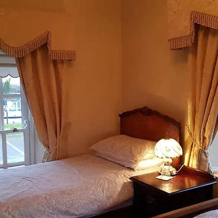 Bed & Breakfast The Harbour Masters House Banagher
