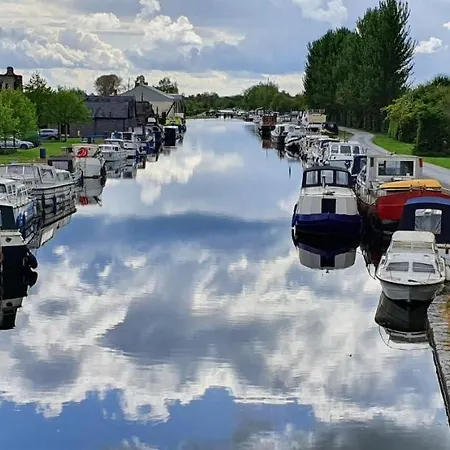 Bed & Breakfast The Harbour Masters House Banagher