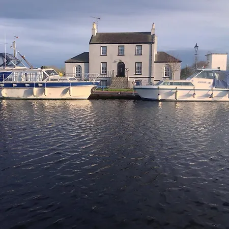 The Harbour Masters House Отель типа 