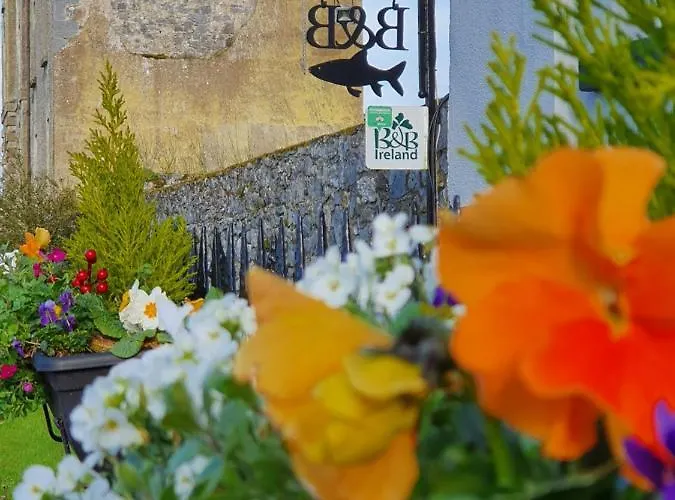 The Harbour Masters House Alojamento de Acomodação e Pequeno-almoço 3*