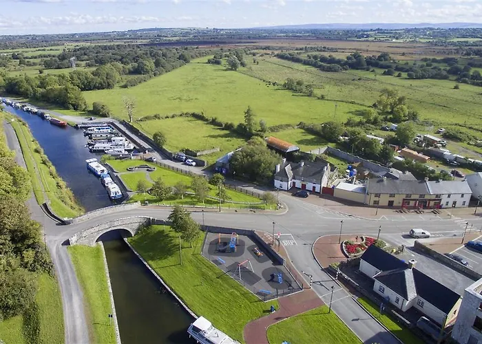 The Harbour Masters House Alojamento de Acomodação e Pequeno-almoço Banagher