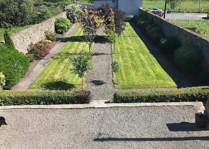 Alojamento de Acomodação e Pequeno-almoço The Harbour Masters House 3*